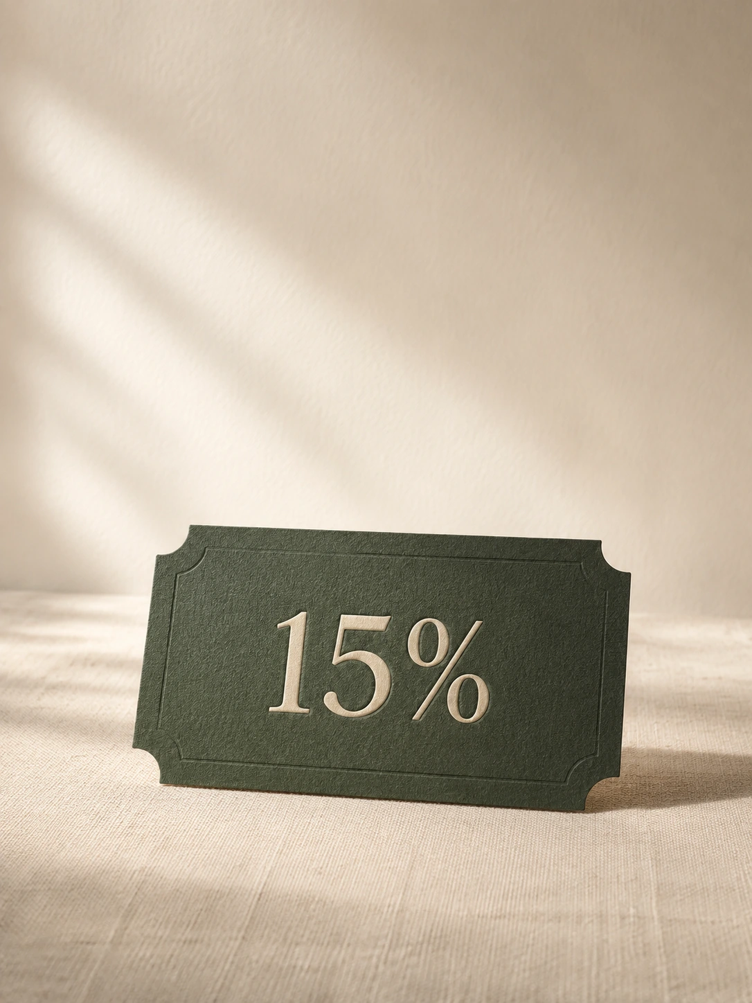 아이보리 배경의 짙은 초록색 첫 구매 15% 쿠폰